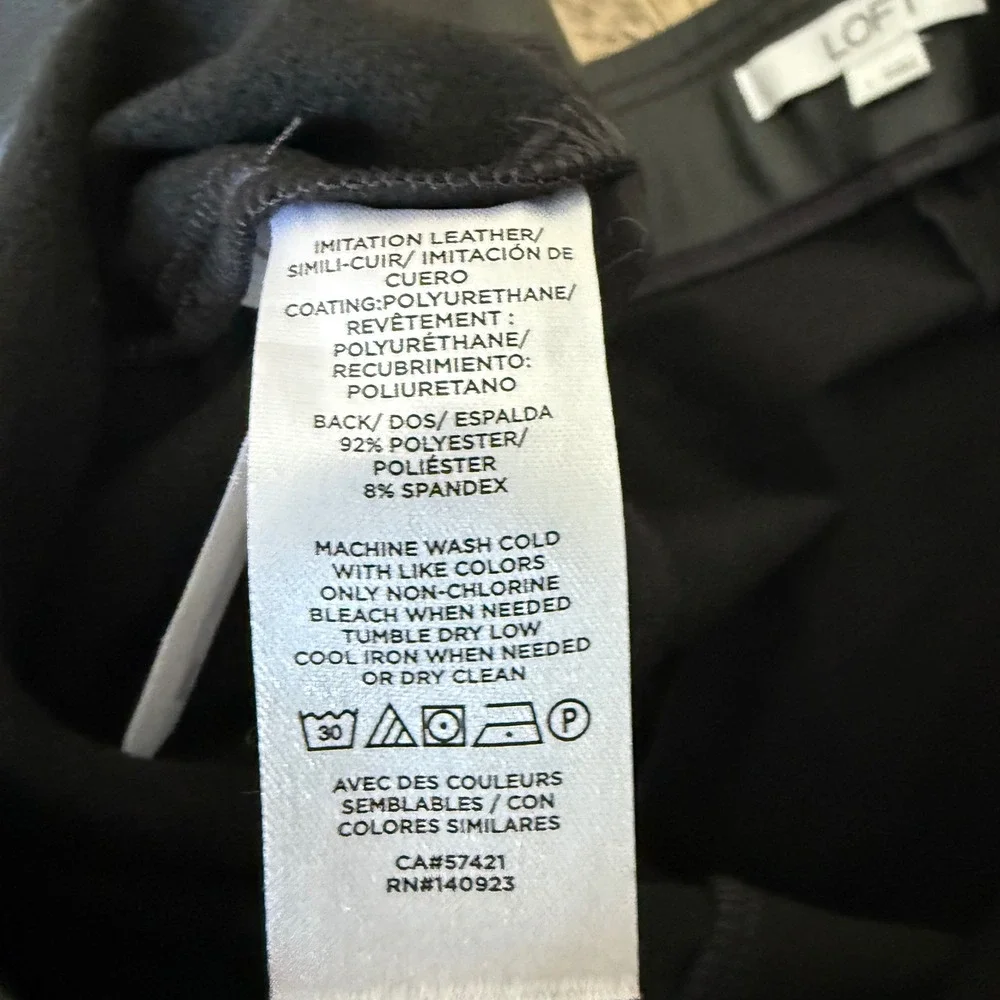 LOFT Black Faux Leather Leggings Slim Tapered Pants Size L Seam Detail